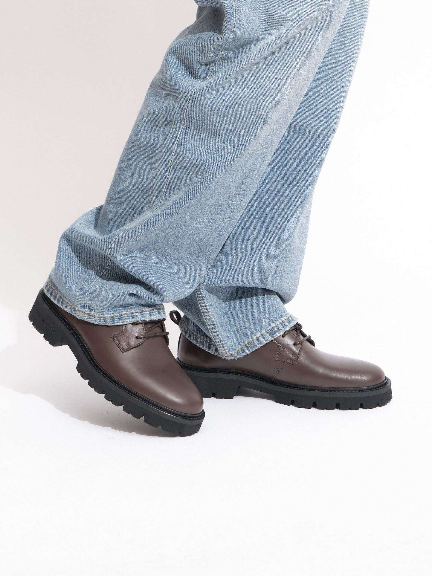 Lightweight Chunky Derby - Brown
