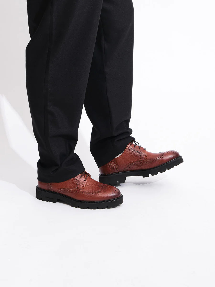 Lightweight Brogue Derby Shoe | Cognac Grained Leather