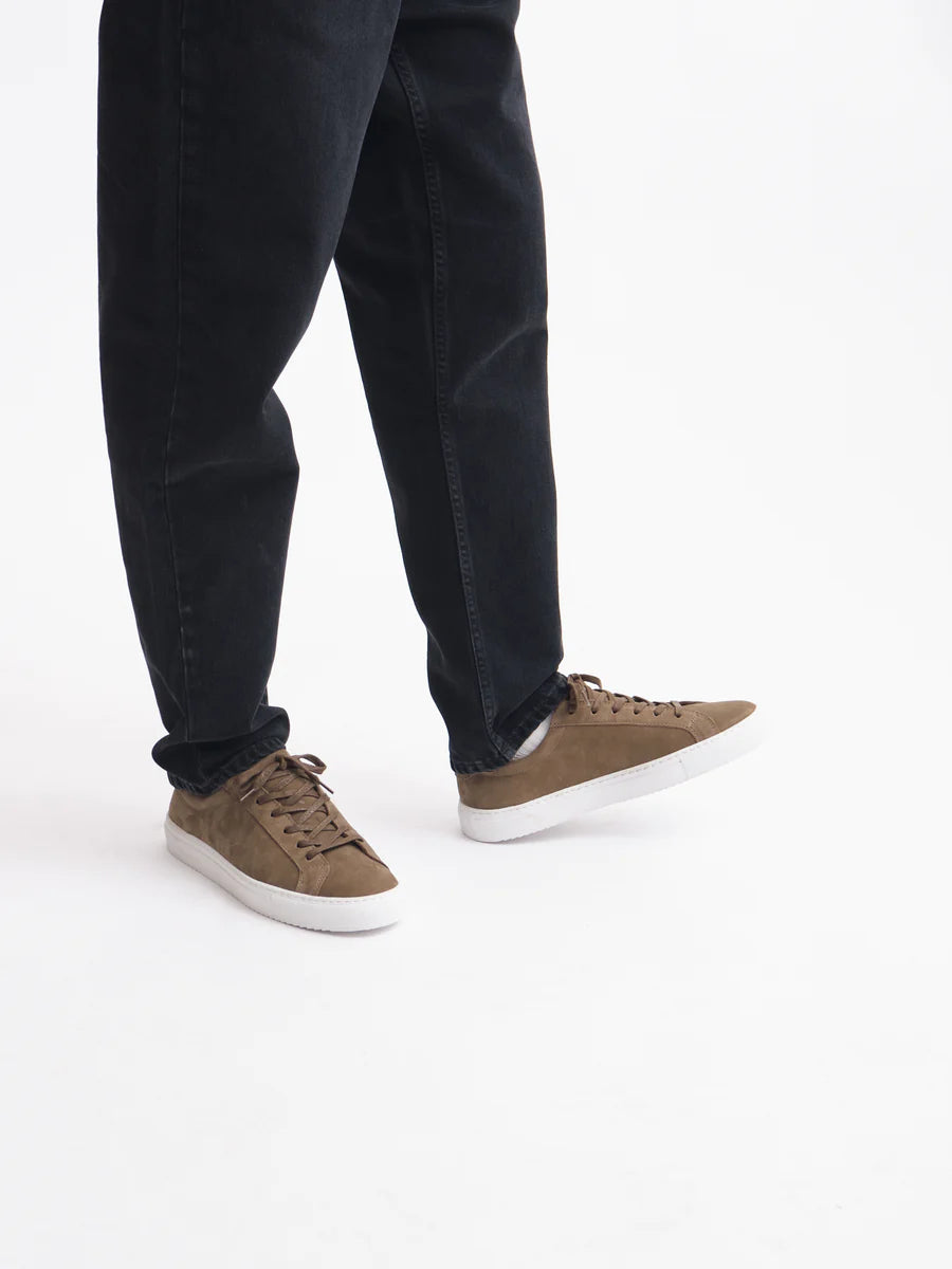 Classic Sneaker | Taupe Nubuck