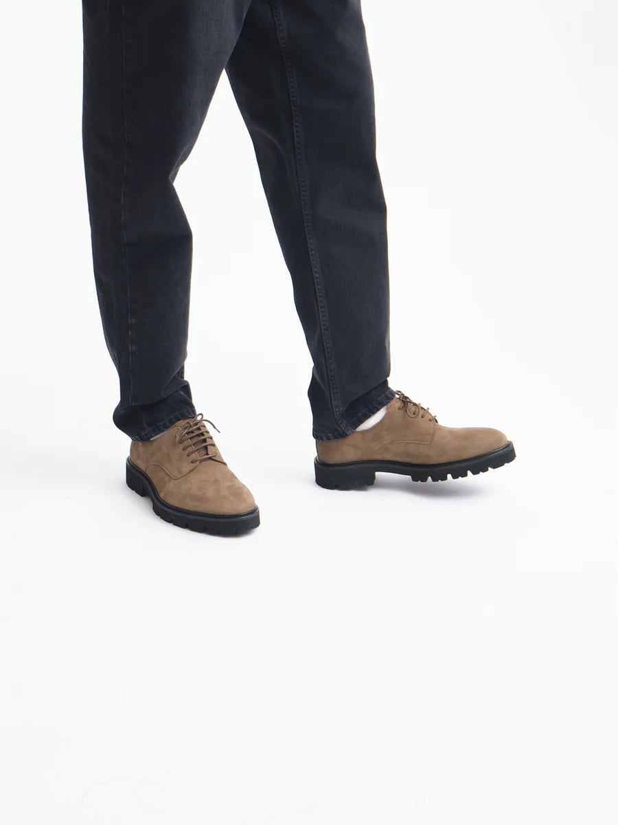 Lightweight Derby Shoe | Taupe Nubuck