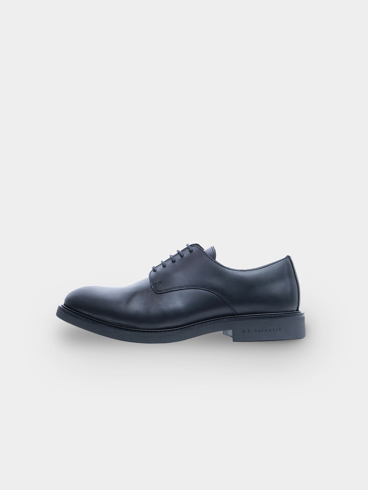 Classic Derby Shoe | Black Pull Up Leather