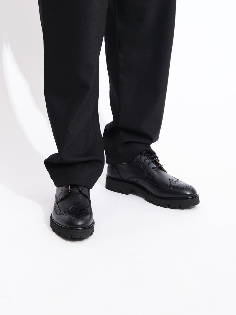 Lightweight Brogue Derby Shoe | Black Pull Up Leather