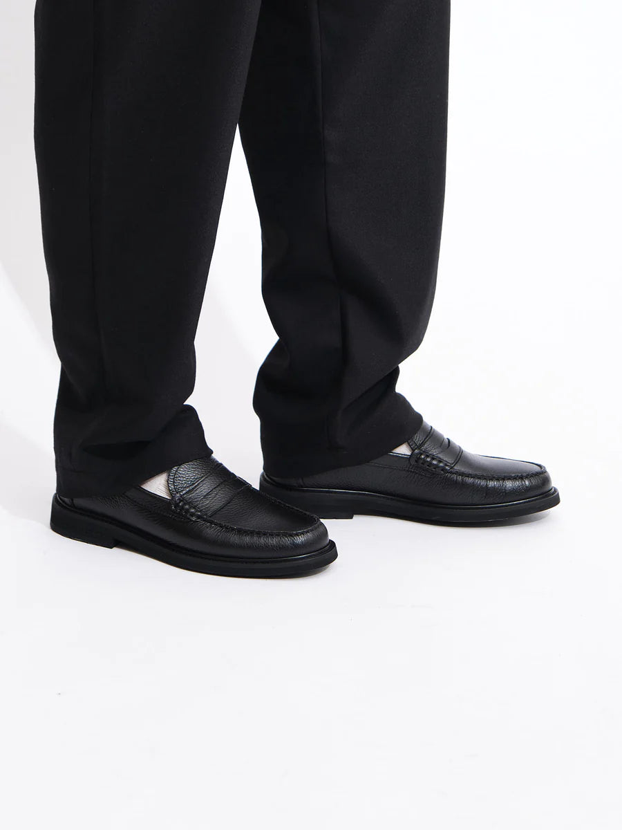 Klassischer Loafer | Schwarzes genarbtes Leder